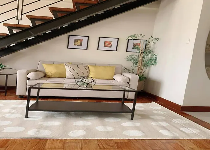 Modern Makati For Rent - Views Convenience Guest house Manila