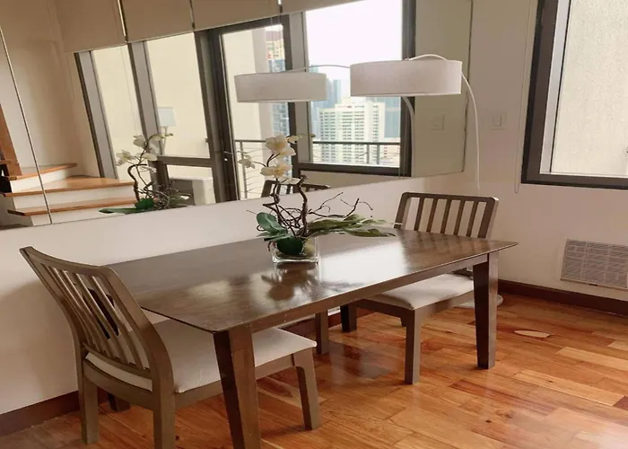 Modern Makati For Rent - Views Convenience Guest house